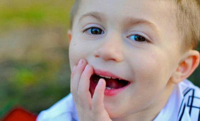 нужно ли лечить молочные зубы у детей