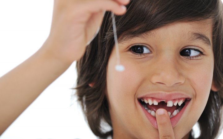 Все ли меняются зубы у детей